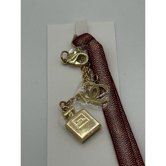 Chanel Parfum Bag Charm!  CC logo, Chanel #5 bottle, Red glitter ribbon BNWT - Picture 6 of 7